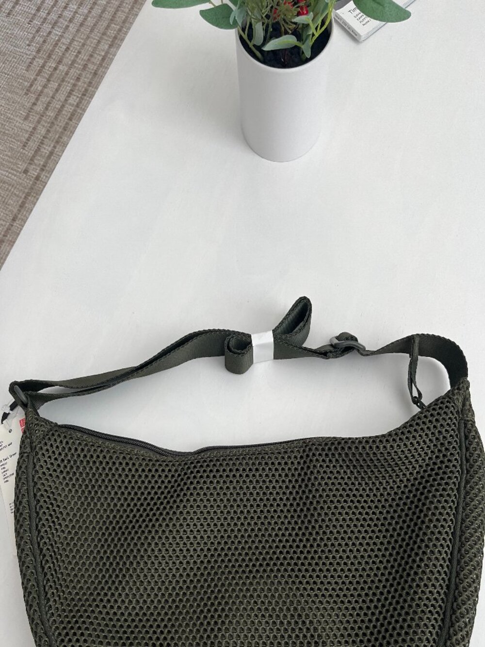 NWT Uniqlo Women Round Shoulder Bag Dark Green - Picture 2 of 2